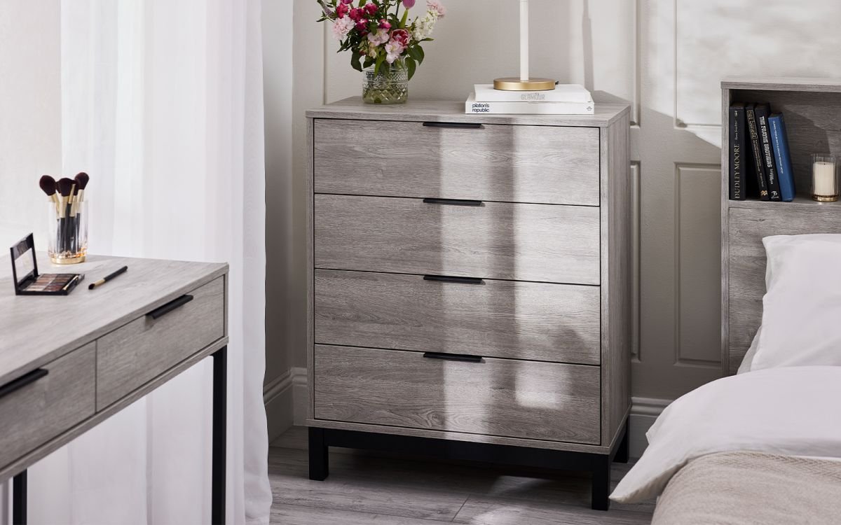 bal103-bali-4-drawer-chest-grey-oak-roomset-1